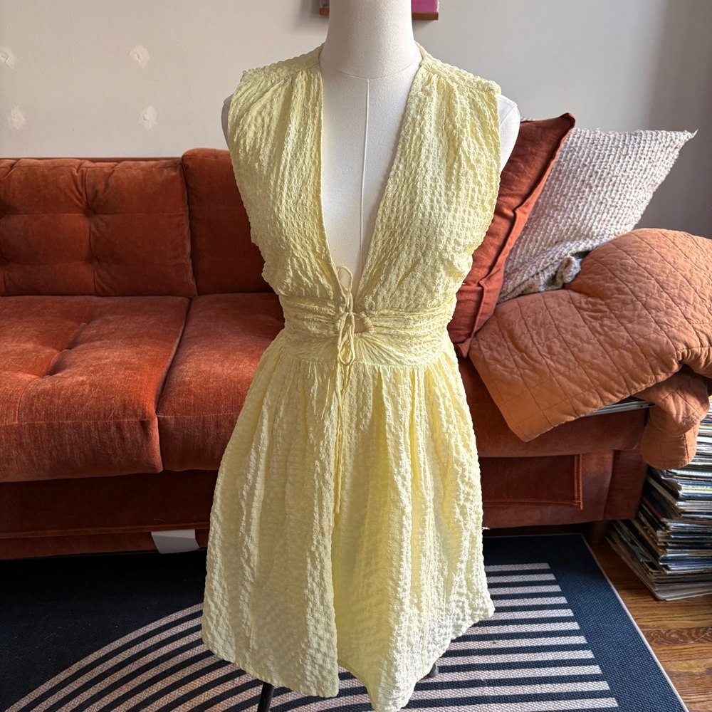 Abercrombie & Fitch Light Yellow Textured Dress